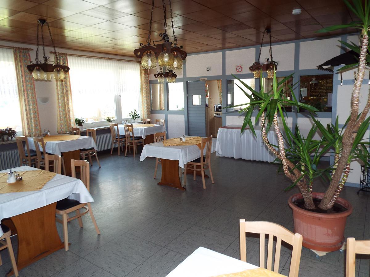 Hotel Garni Zum Reinhardswald Gewissenruh Kültér fotó