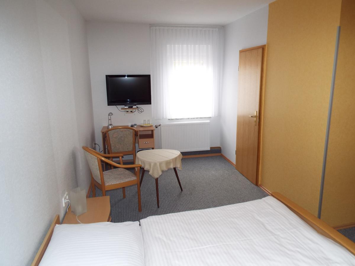 Hotel Garni Zum Reinhardswald Gewissenruh Kültér fotó